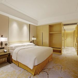 King Room Mobility accessible
